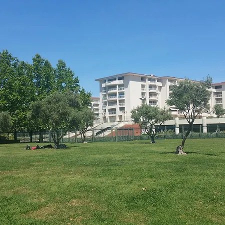 Апартаменти Domaine Flore Dauphin *