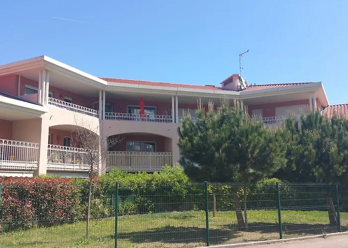 Domaine Flore Dauphin Daire *