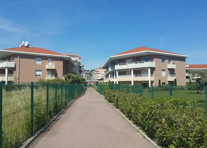 Domaine Flore Dauphin * Juan-les-Pins