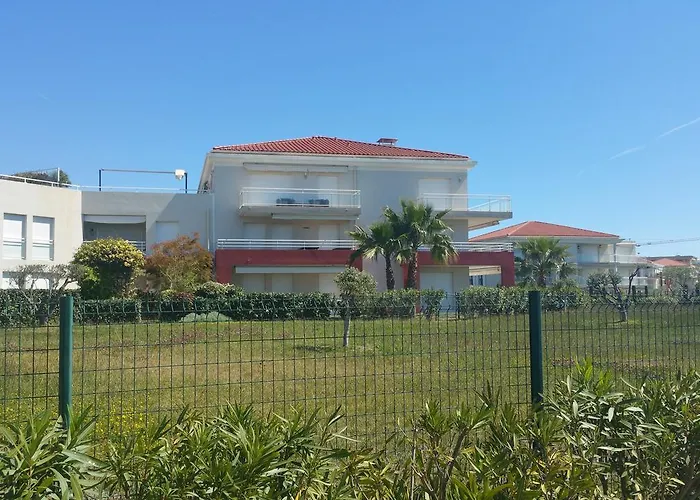 Domaine Flore Dauphin Daire